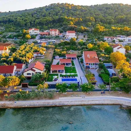 Cavatul Kraj (Zadar)